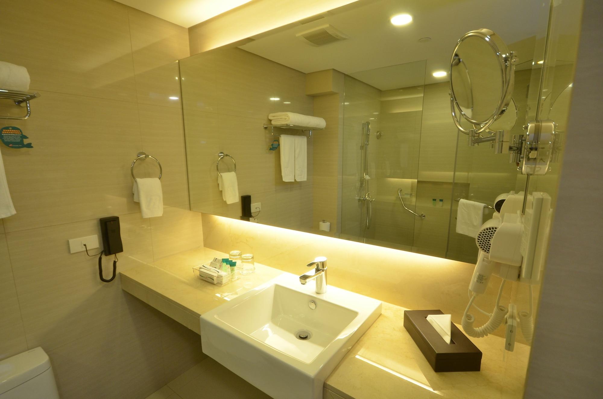 Jinjiang Inn - Makati Makati City Eksteriør bilde