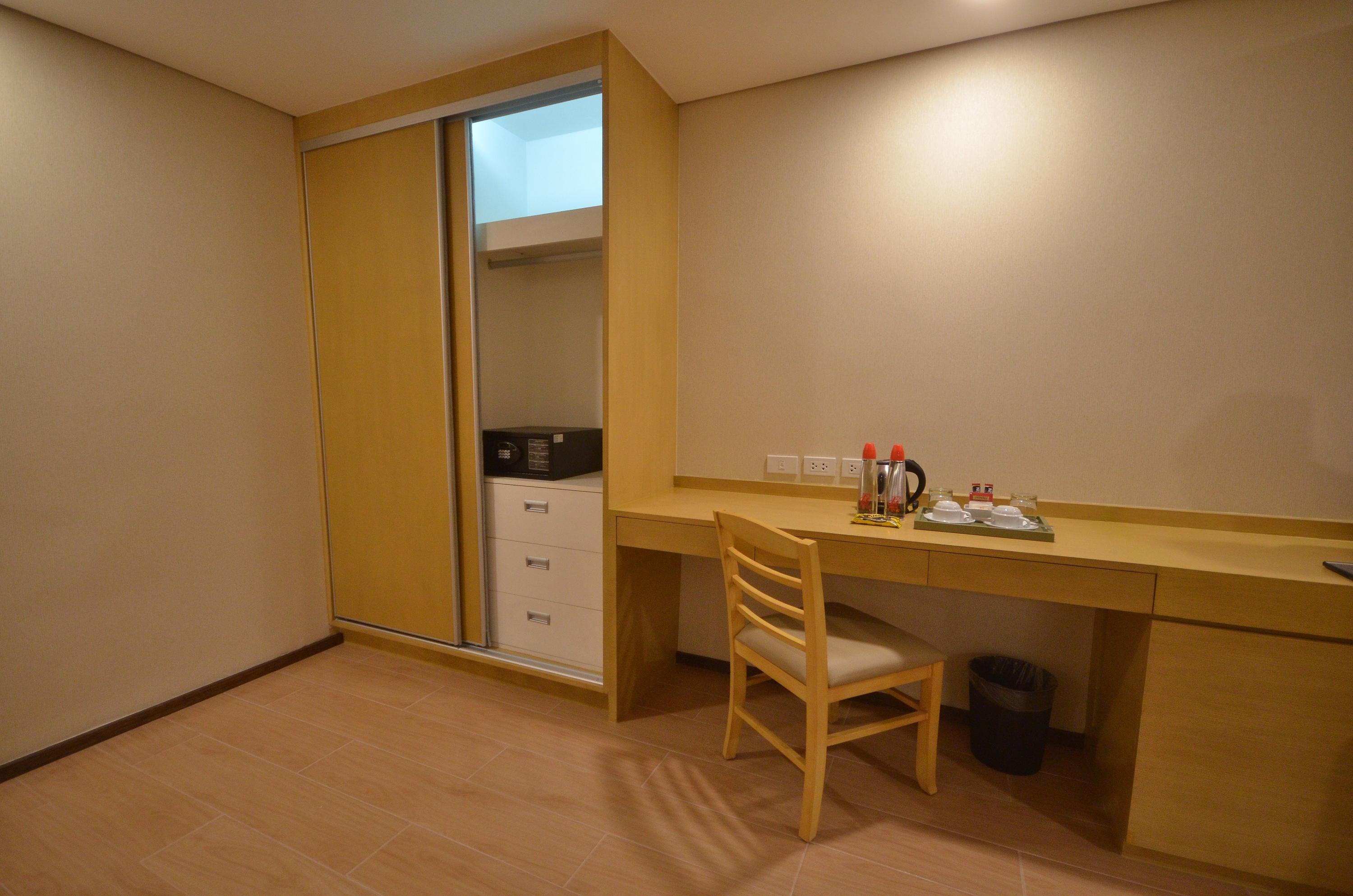 Jinjiang Inn - Makati Makati City Eksteriør bilde
