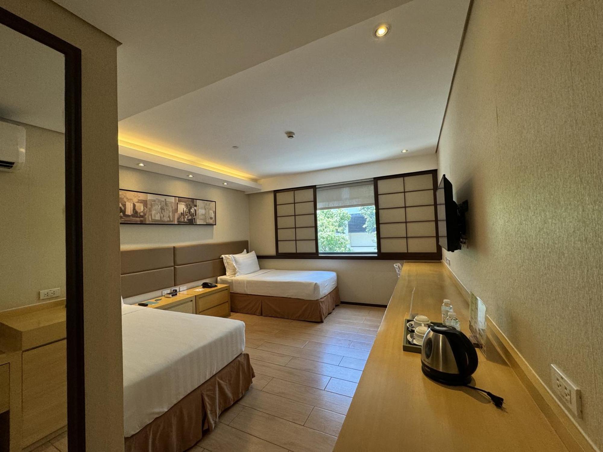 Jinjiang Inn - Makati Makati City Eksteriør bilde